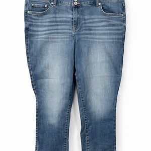 Torrid Women’s Super Soft Mid-Blue Slim Crop Jeggings Size 26